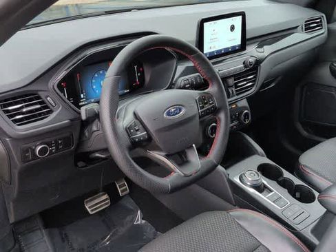 Used 2023 Ford Escape ST-Line AWD/4WD image 10