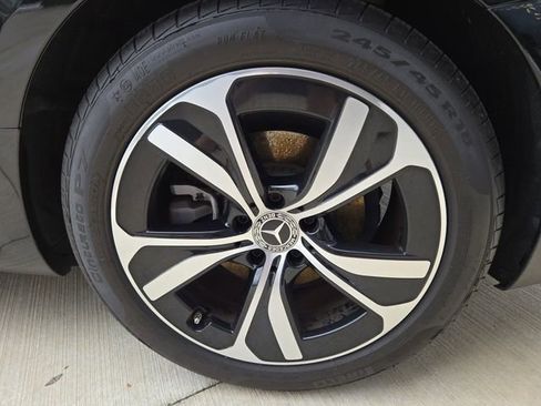 Used 2025 Mercedes-Benz CLE 300 4MATIC Cabriolet image 28