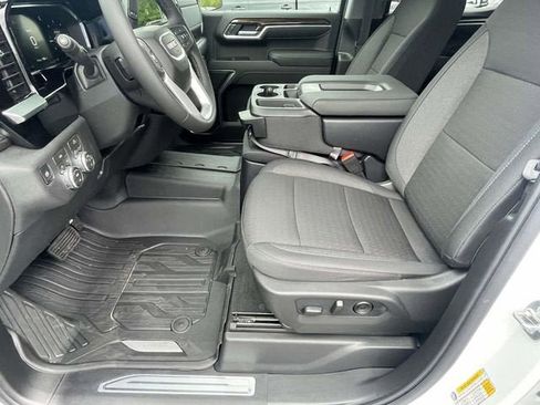 New 2026 GMC Sierra 1500 Elevation w/ Elevation Select Package AWD/4WD image 13