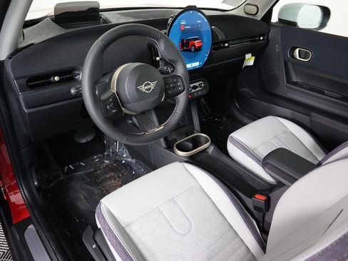 Used 2025 MINI Cooper S image 10