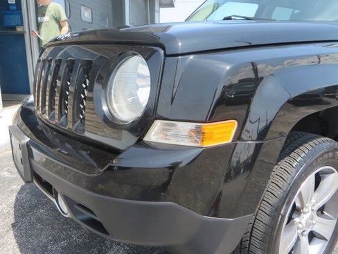 Used 2016 Jeep Patriot High Altitude AWD/4WD image 44