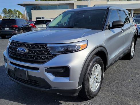 Used 2022 Ford Explorer 4WD image 1