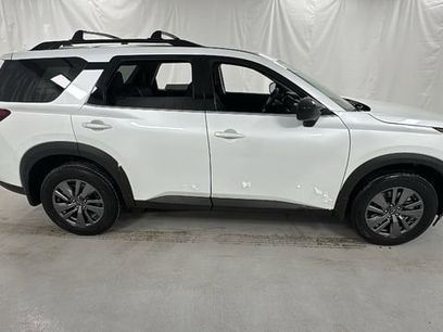 New 2026 Nissan Pathfinder SV