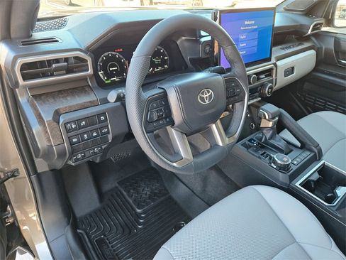 Certified 2025 Toyota Tacoma Limited image 11
