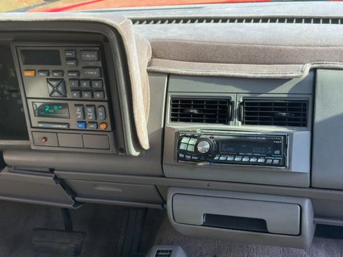 Used 1994 GMC Sierra 1500 4x4 Regular Cab image 13