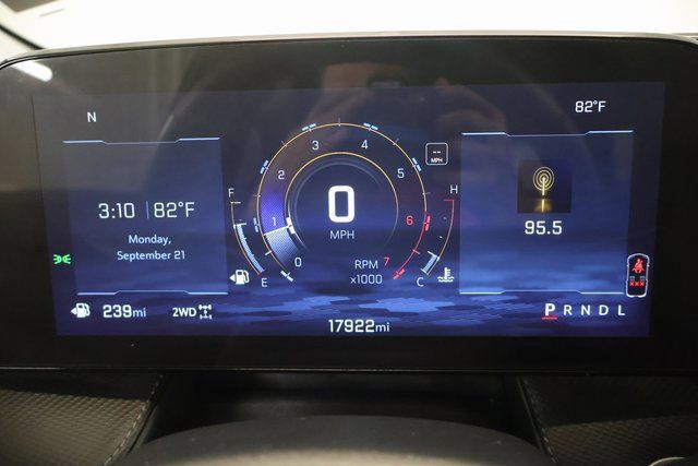 Used 2026 Chevrolet Equinox LT AWD/4WD image 16