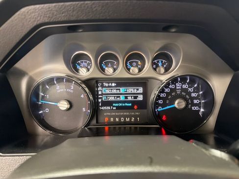 Used 2016 Ford F250 Lariat w/ Lariat Interior Package image 21