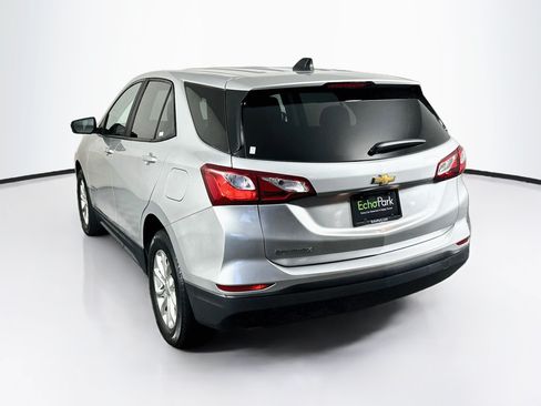 Used 2021 Chevrolet Equinox LS w/ LS Convenience Package FWD image 5