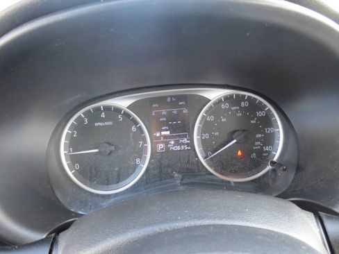Used 2020 Nissan Kicks S FWD image 15