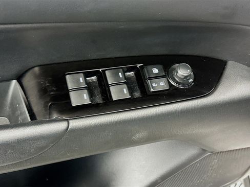 Used 2025 MAZDA CX-5 AWD 2.5 S w/ Select Package image 15