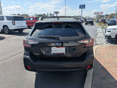 Certified 2025 Subaru Outback Onyx Edition w/ Popular Package #2 image 6