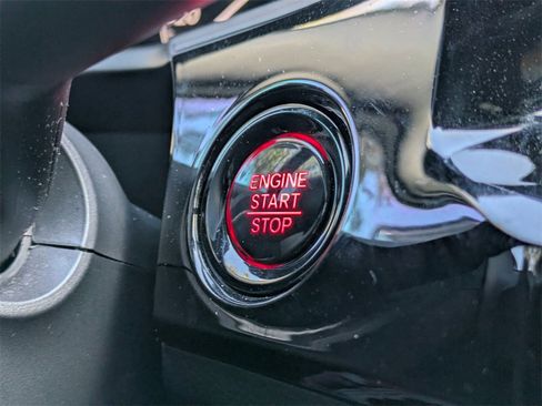 Used 2025 Honda Civic Sport image 39