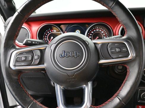 Used 2022 Jeep Wrangler Unlimited Rubicon w/ Cold Weather Group image 16