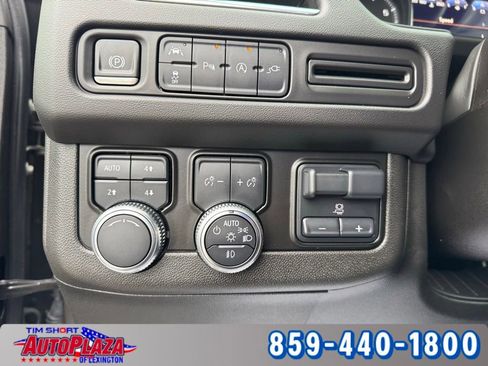 Used 2021 GMC Yukon SLT w/ SLT Luxury Plus Package image 26