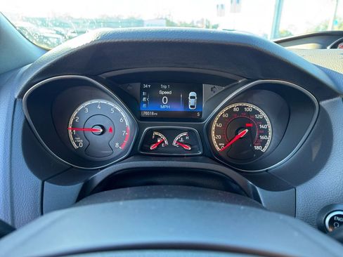 Used 2018 Ford Focus ST image 35