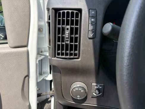 Used 2025 Chevrolet Express 2500 w/ Driver Convenience Package RWD image 29