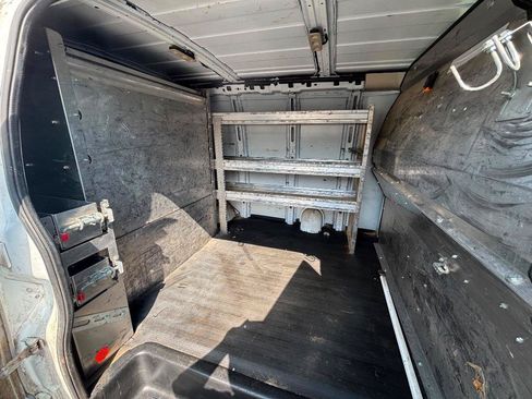 Used 2019 Chevrolet Express 2500 w/ Driver Convenience Package RWD image 23
