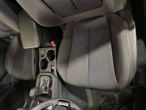 Used 2025 Subaru Forester Premium image 15