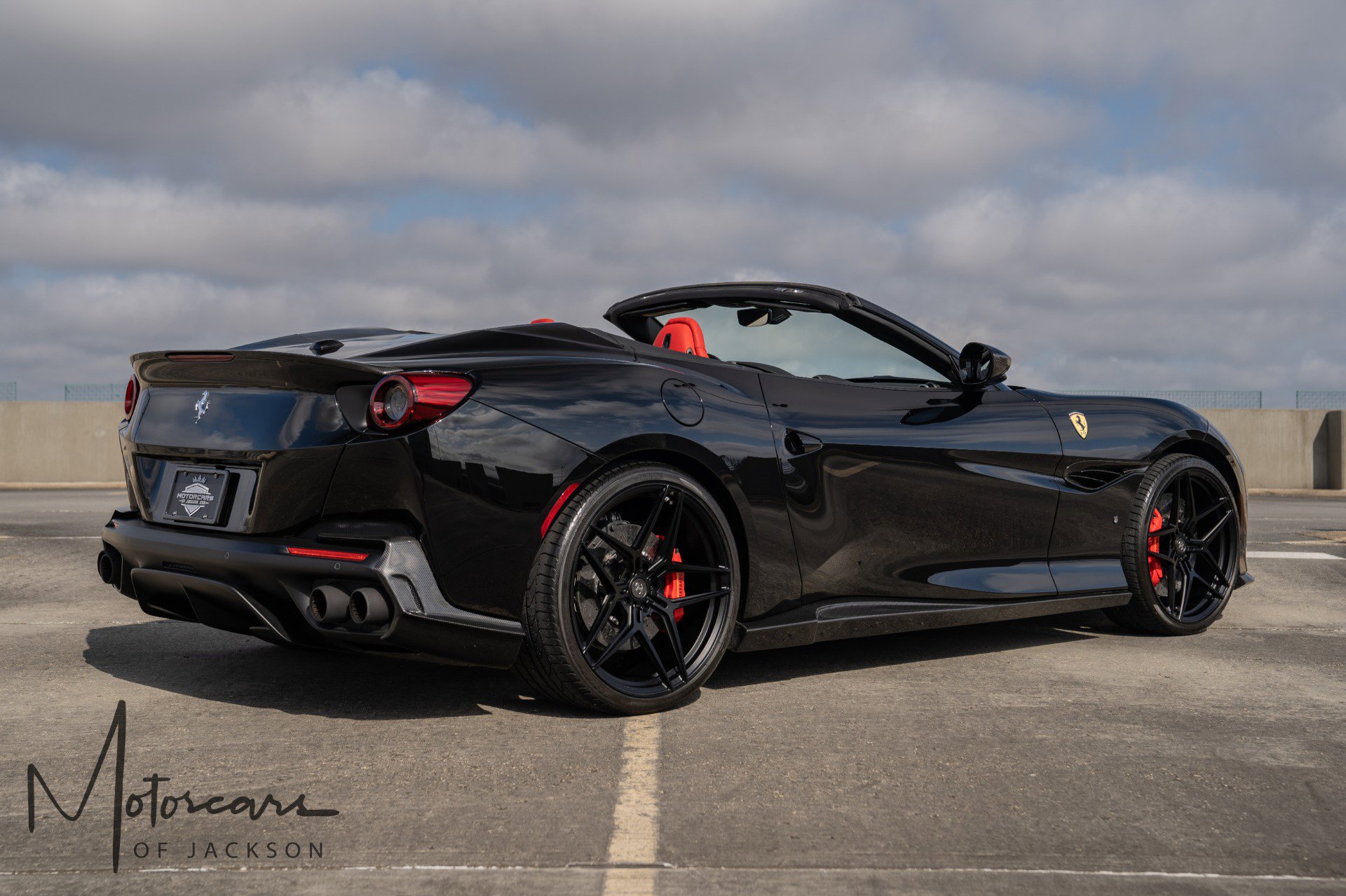 Used 2019 Ferrari Portofino RWD image 8