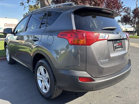 Used 2013 Toyota RAV4 XLE FWD image 9