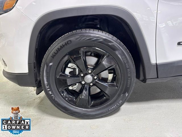 Certified 2021 Jeep Cherokee Latitude Plus AWD/4WD image 12