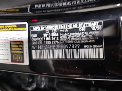 Certified 2024 Mercedes-Benz GLC 300 4MATIC image 38