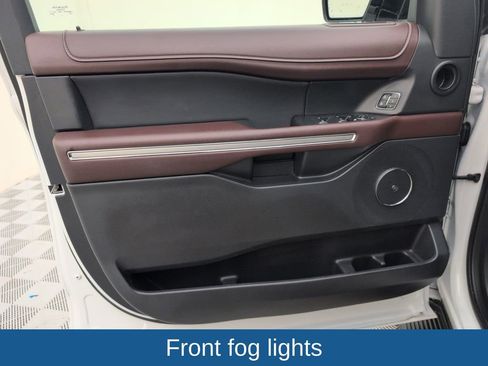 Used 2024 Ford Expedition Limited RWD image 32
