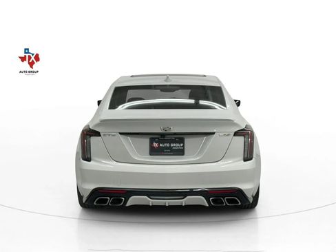 Used 2022 Cadillac CT5 V image 8