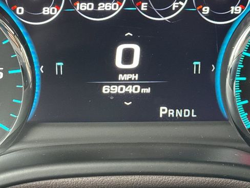 Used 2017 GMC Yukon Denali w/ Open Road Package image 32