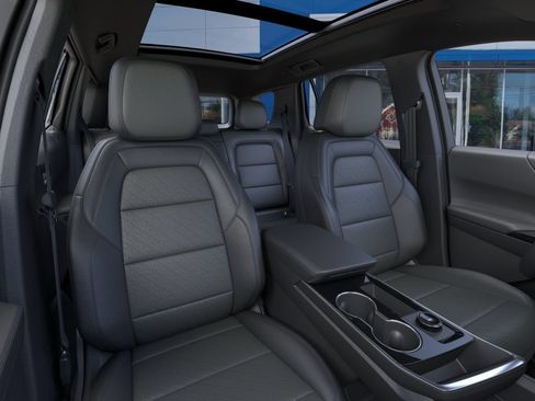 New 2027 Chevrolet Equinox LT w/ Convenience Package II AWD/4WD image 16
