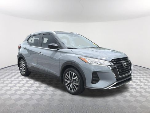 Used 2023 Nissan Kicks SV FWD image 8