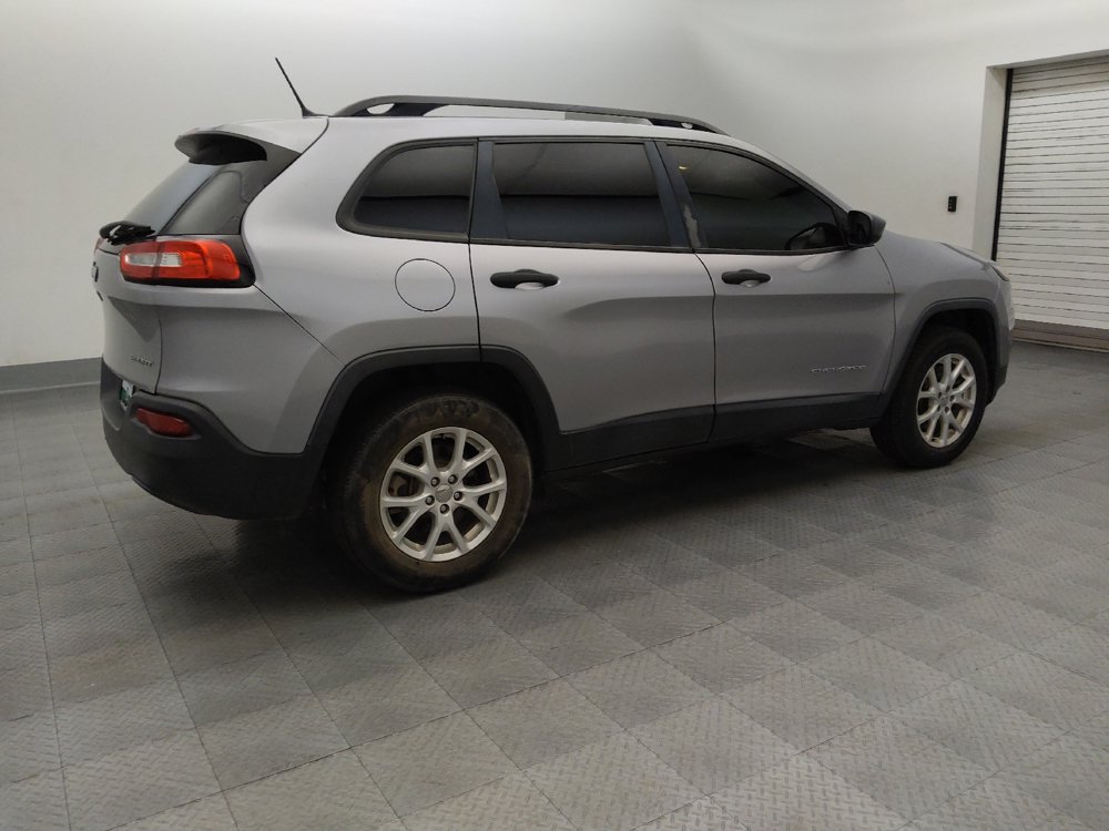Used 2017 Jeep Cherokee Sport AWD/4WD image 10