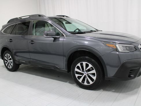 Used 2020 Subaru Outback Premium AWD/4WD image 4
