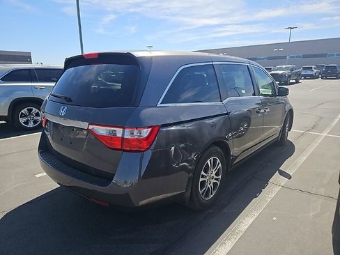 Used 2013 Honda Odyssey EX image 3