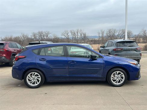 Used 2025 Subaru Impreza 2.0i w/ Popular Package #1A image 3