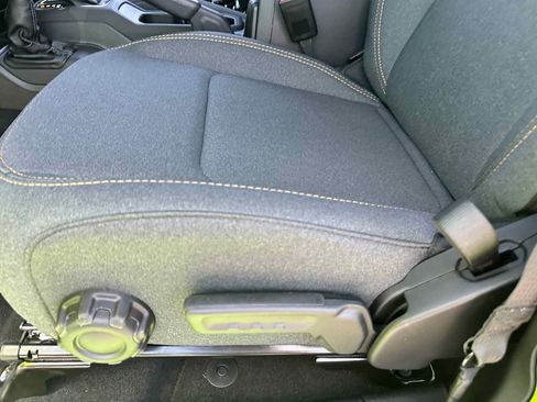 New 2025 Jeep Gladiator Sport image 15