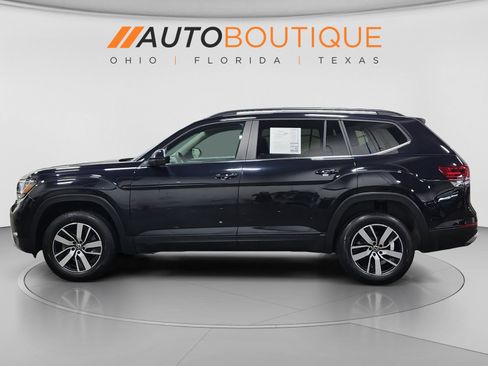 Used 2023 Volkswagen Atlas SE AWD/4WD image 2