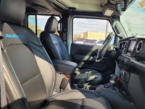 New 2023 Jeep Wrangler Unlimited Rubicon 4xe w/ Steel Bumper Group image 14