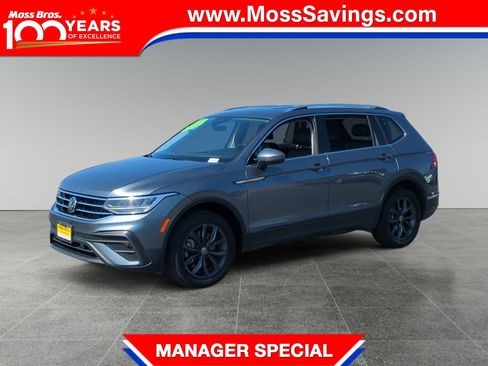 Used 2023 Volkswagen Tiguan SE image 1