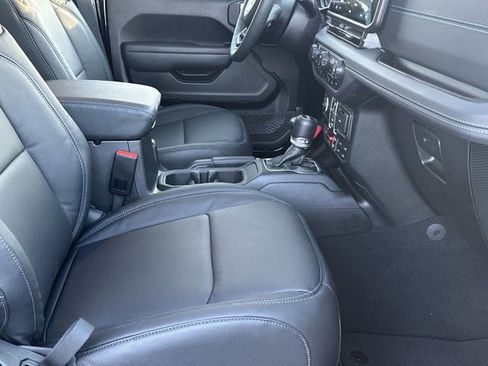 Certified 2025 Jeep Wrangler Unlimited Rubicon 4xe w/ Safety Group image 14