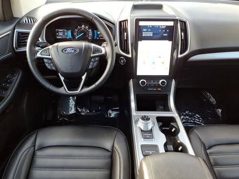 Used 2024 Ford Edge SEL w/ Convenience Package AWD/4WD image 17