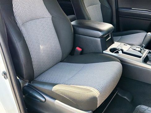 Used 2022 Toyota 4Runner SR5 RWD image 28