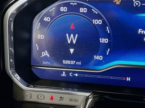 Used 2024 Chevrolet Silverado 2500 LT image 12