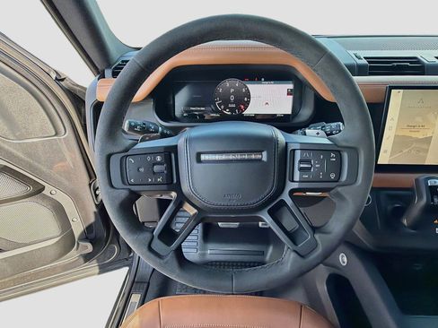 Used 2024 Land Rover Defender 110 Carpathian Edition AWD/4WD image 39
