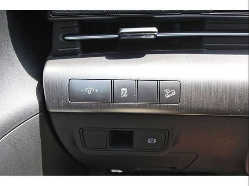 Certified 2026 Hyundai Kona SEL Sport FWD image 15