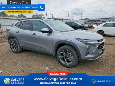 Used 2026 Chevrolet Trax LT w/ Driver Confidence Package FWD image 5