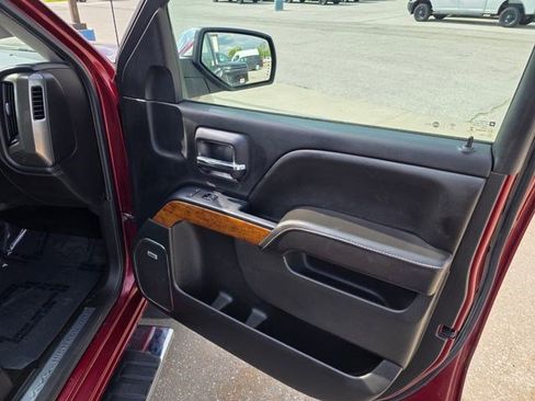 Used 2017 Chevrolet Silverado 1500 High Country AWD/4WD image 15