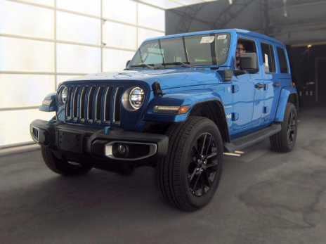 Used 2023 Jeep Wrangler Unlimited Sahara w/ Cold Weather Group AWD/4WD image 1