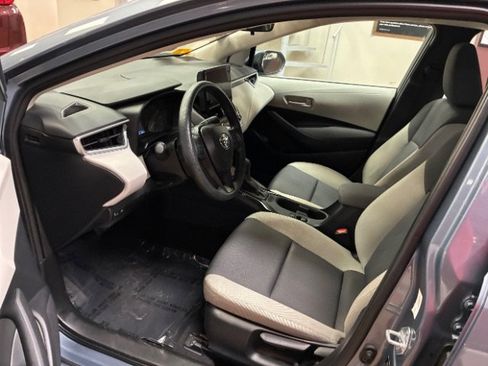 Used 2024 Toyota Corolla LE image 17