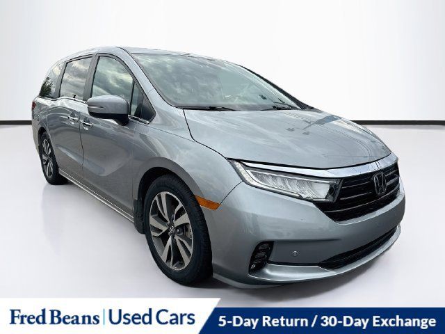 Certified 2024 Honda Odyssey Touring image 1